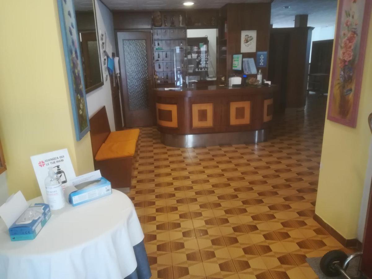 Hotel Glavjc Torno Εξωτερικό φωτογραφία